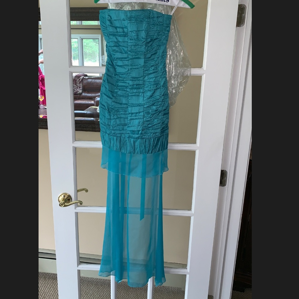 Jessica McClintock formal prom dress